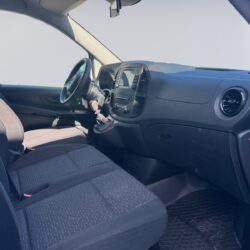 auto-Mercedes-Benz-Vito-FOT941-202604231254-8