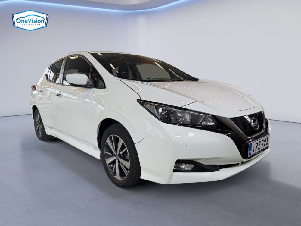 auto-Nissan-Leaf-IRZ723-202604301422-6 auto-Nissan-Leaf-IRZ723-202604301422-6