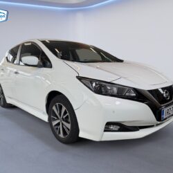 auto-Nissan-Leaf-IRZ723-202604301422-6