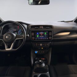 auto-Nissan-Leaf-IRZ723-202604301422-9