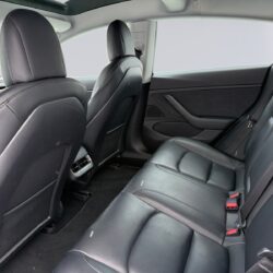 auto-Tesla-Model-3-CPP872-202604021140-9