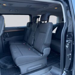 auto-Toyota-Proace-Verso-EV-YLV782-202604081735-10