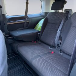 auto-Toyota-Proace-Verso-EV-YLV782-202604081735-12