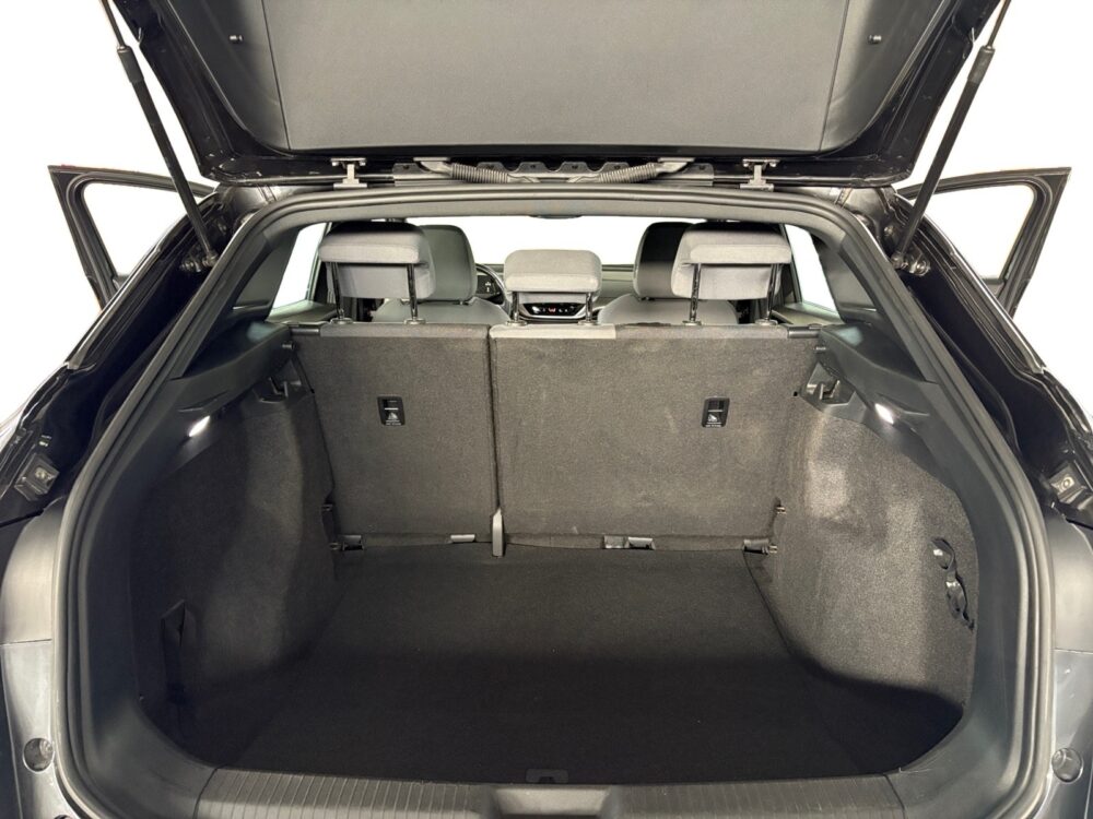 auto-Volkswagen-ID.4-JMT976-202604011448-14 auto-Volkswagen-ID.4-JMT976-202604011448-14