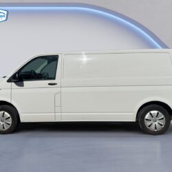 auto-Volkswagen-Transporter-FRE325-202604231336-1
