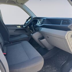 auto-Volkswagen-Transporter-FRE325-202604231336-11