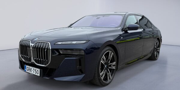 BMW i7