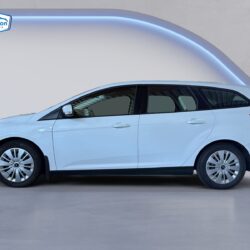 auto-Ford-Focus-IMN812-202605250953-1