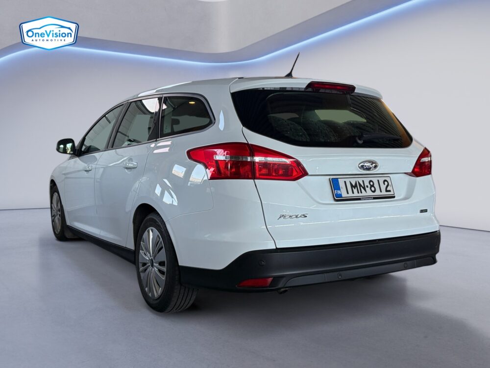 auto-Ford-Focus-IMN812-202605250953-2 auto-Ford-Focus-IMN812-202605250953-2