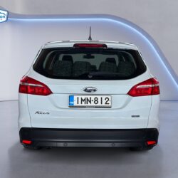 auto-Ford-Focus-IMN812-202605250953-3