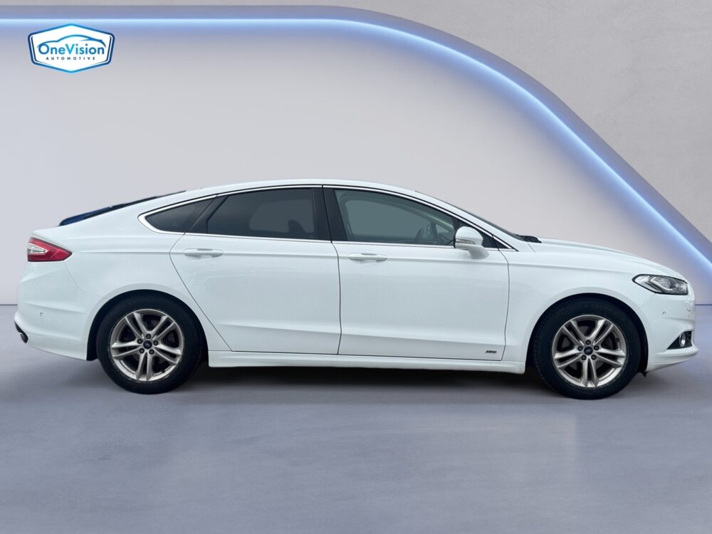 auto-Ford-Mondeo-JKI776-202605200956-5 auto-Ford-Mondeo-JKI776-202605200956-5