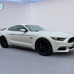 auto-Ford-Mustang-LPB522-202605251046-2