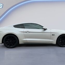 auto-Ford-Mustang-LPB522-202605251046-4