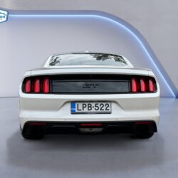 auto-Ford-Mustang-LPB522-202605251046-6