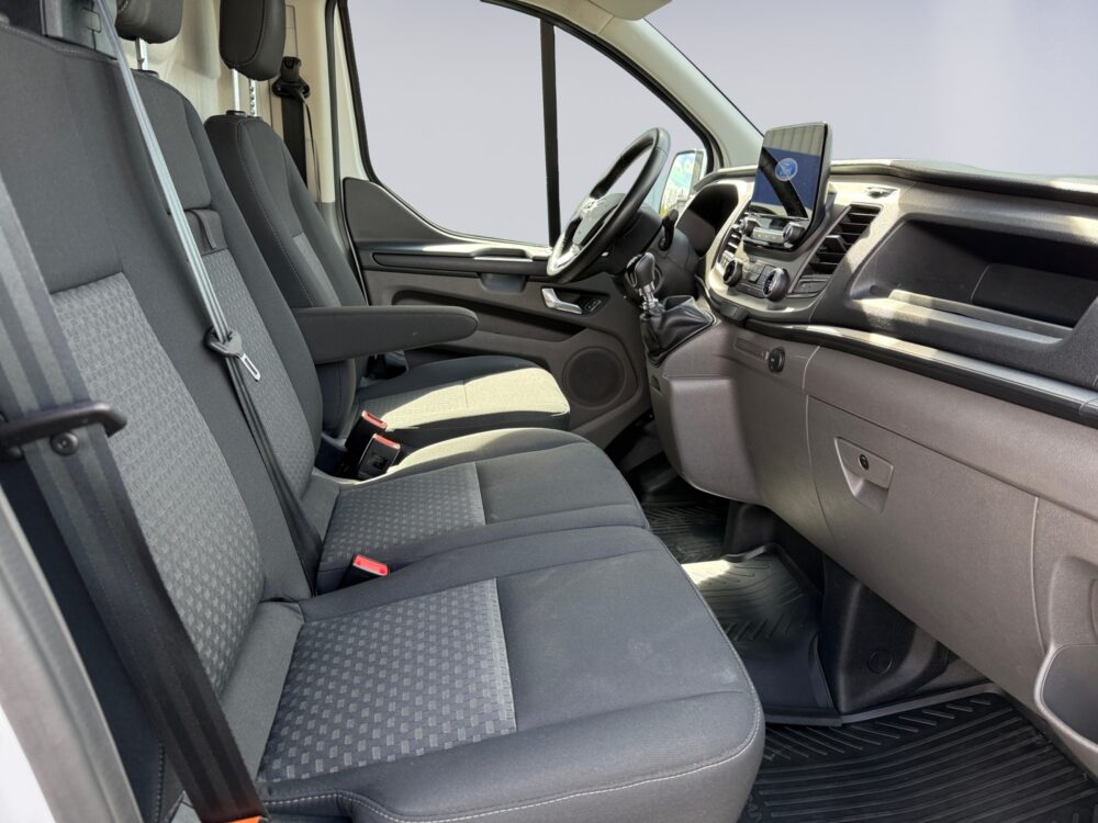 auto-Ford-Transit-Custom-CRL969-202605291545-13 auto-Ford-Transit-Custom-CRL969-202605291545-13
