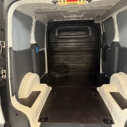 auto-Kia-PV5-Cargo-GRK766-202605151534-14