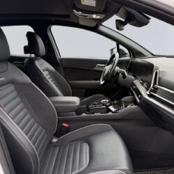 auto-Kia-Sportage-ZPJ384-202605201445-14