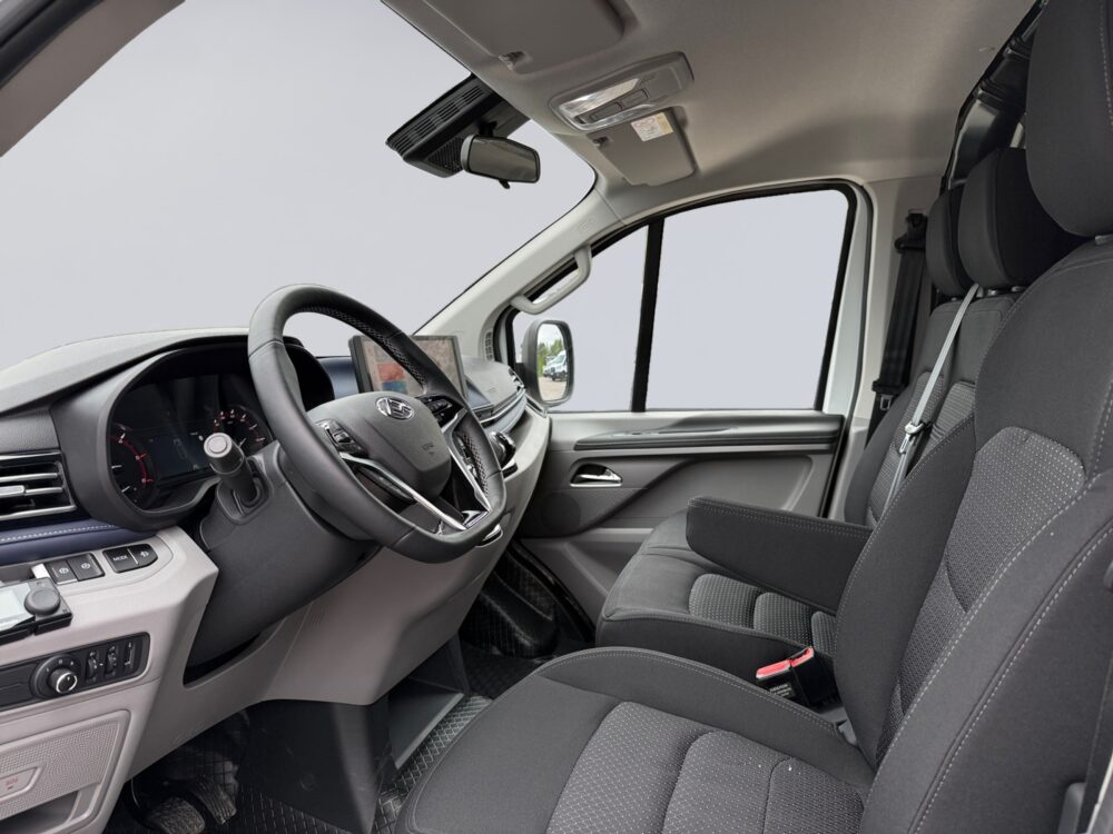auto-Maxus-Deliver-7-MRJ266-202605201411-8 auto-Maxus-Deliver-7-MRJ266-202605201411-8