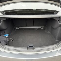 auto-Mercedes-Benz-C-IRB175-202605201105-15