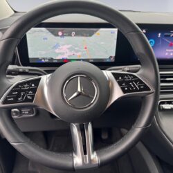 auto-Mercedes-Benz-EQV-D4912-202605151444-9