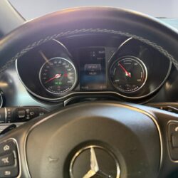 auto-Mercedes-Benz-EQV-OZK877-202605071233-11