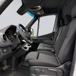 auto-Mercedes-Benz-Sprinter-P757352-202605291703-8