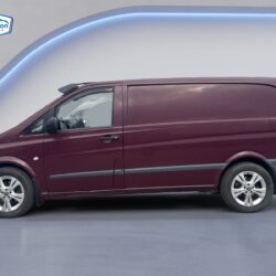auto-Mercedes-Benz-Vito-VZU540-202605221451-1
