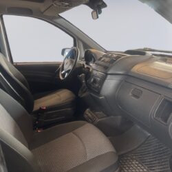 auto-Mercedes-Benz-Vito-VZU540-202605251005-12