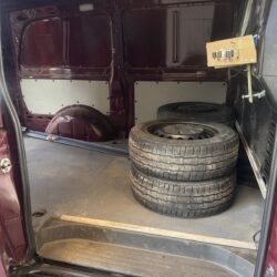 auto-Mercedes-Benz-Vito-VZU540-202605251005-14