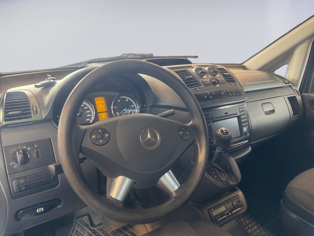 auto-Mercedes-Benz-Vito-VZU540-202605251005-9 auto-Mercedes-Benz-Vito-VZU540-202605251005-9