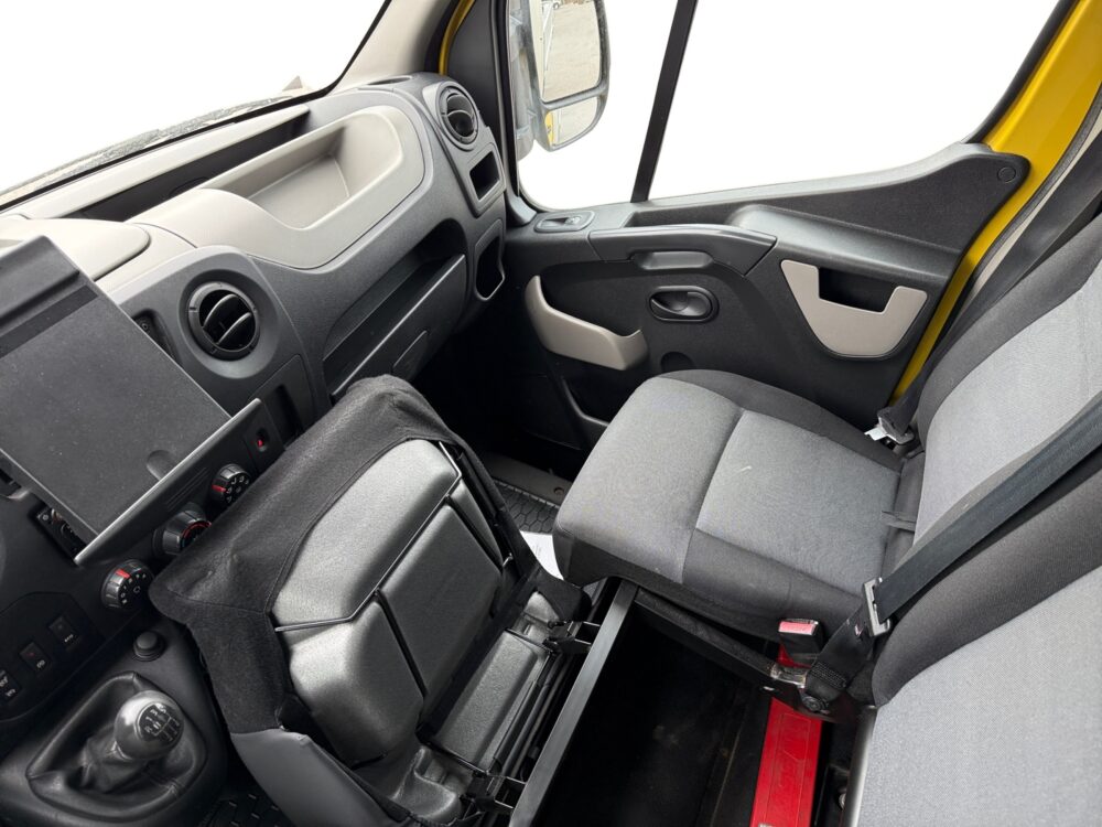 auto-Nissan-NV400-JJU168-202605041035-13 auto-Nissan-NV400-JJU168-202605041035-13