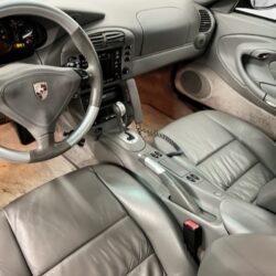 auto-PORSCHE-911-MMM334-202605040915-10