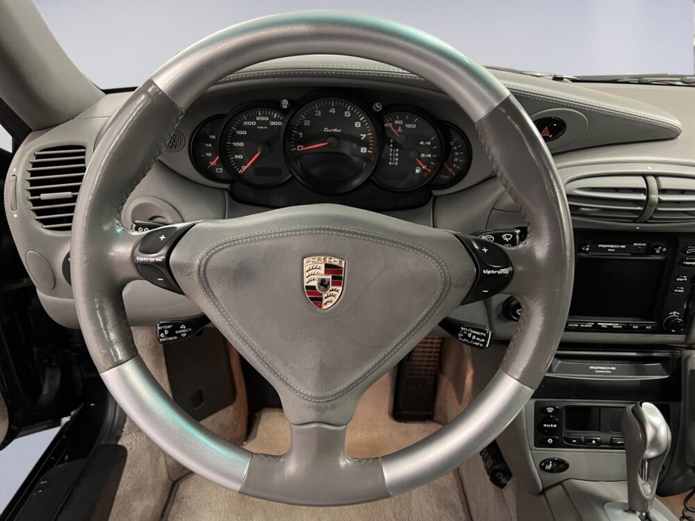 auto-PORSCHE-911-MMM334-202605040915-13 auto-PORSCHE-911-MMM334-202605040915-13