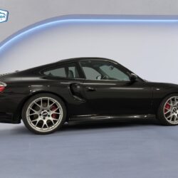 auto-PORSCHE-911-MMM334-202605040915-4