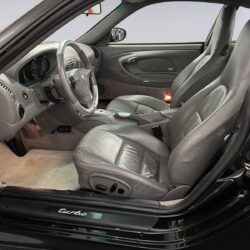 auto-PORSCHE-911-MMM334-202605040915-9