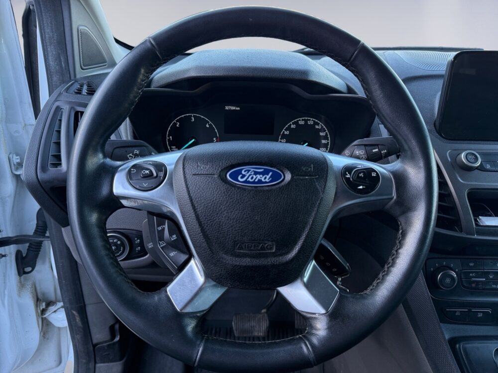 auto-Ford-Transit-Connect-LRC715-202606031505-10 auto-Ford-Transit-Connect-LRC715-202606031505-10