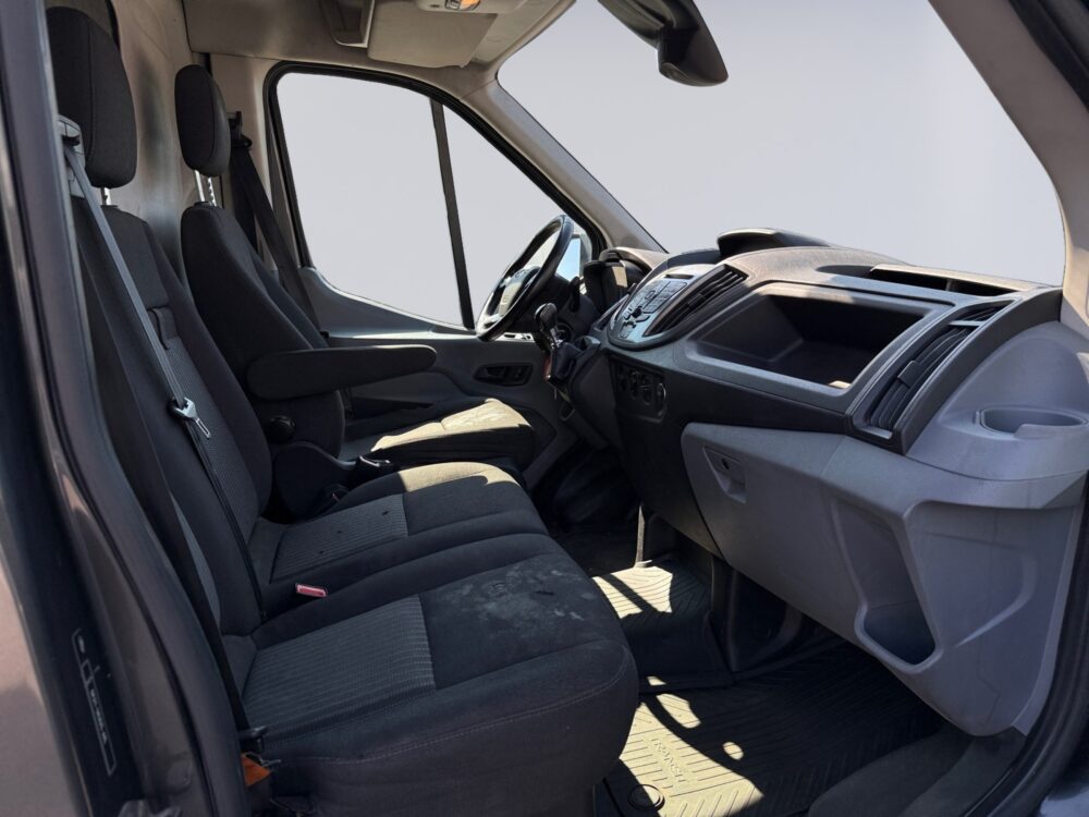 auto-Ford-Transit-JKF517-202606301034-11 auto-Ford-Transit-JKF517-202606301034-11
