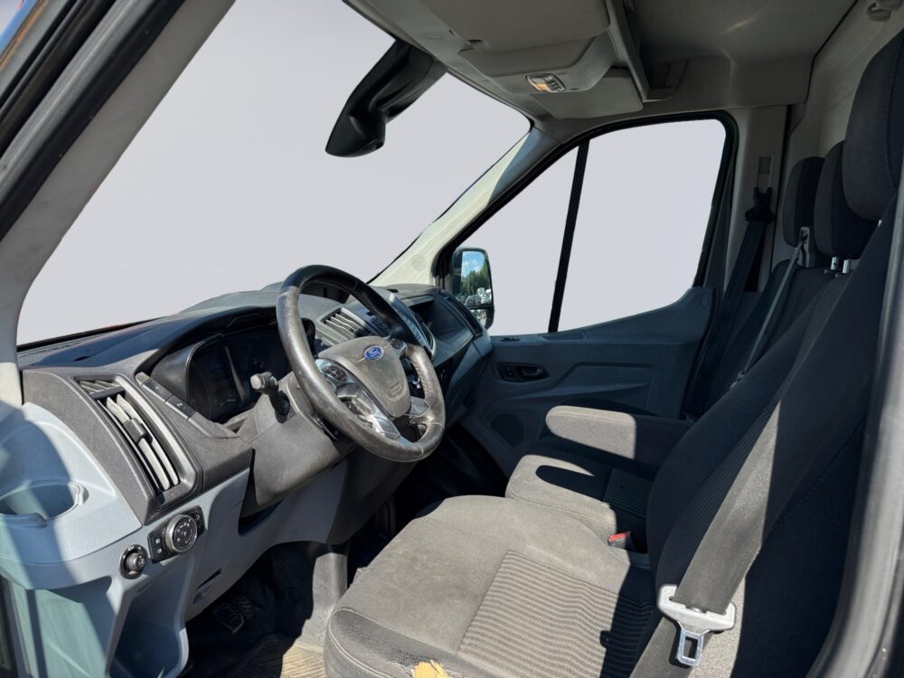 auto-Ford-Transit-JKF517-202606301034-8 auto-Ford-Transit-JKF517-202606301034-8