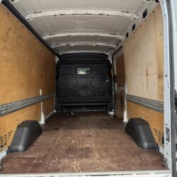 auto-Ford-Transit-JMU130-202606291248-13