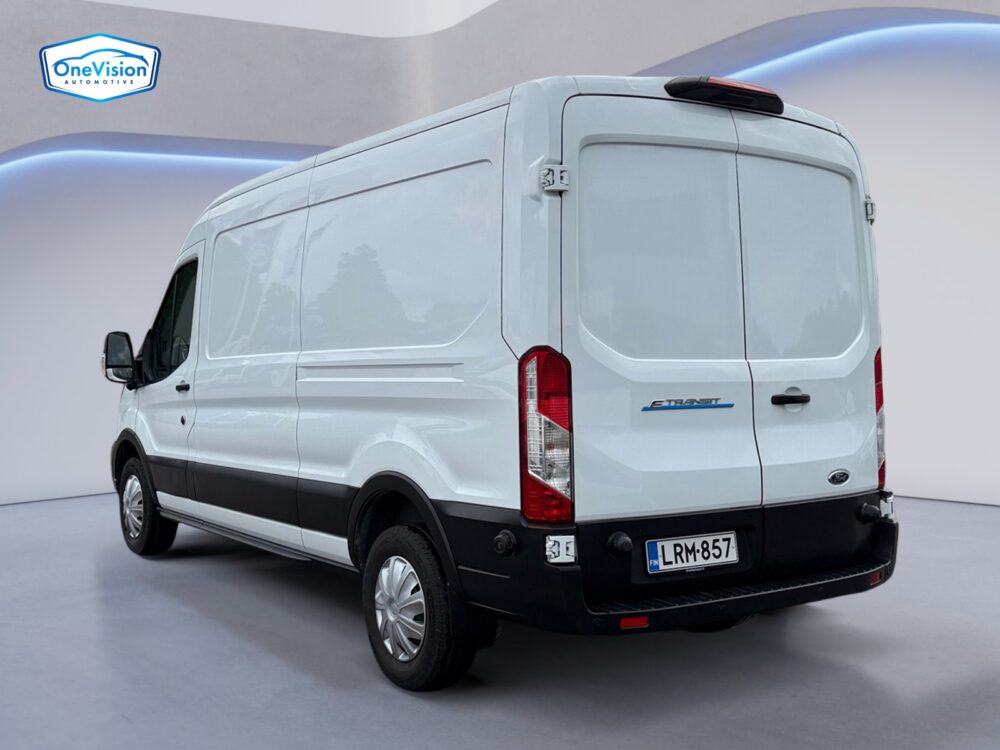 auto-Ford-Transit-LRM857-202606101326-2 auto-Ford-Transit-LRM857-202606101326-2