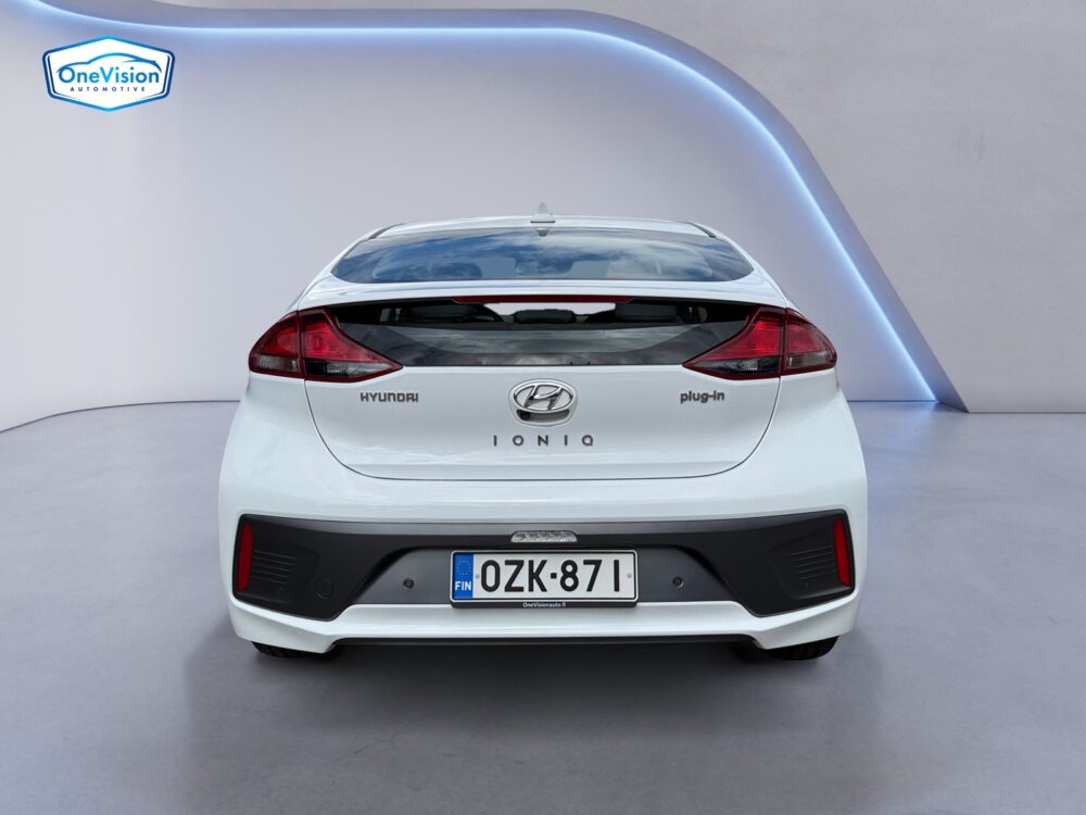 auto-Hyundai-IONIQ-plug-in-OZK871-202606151615-3 auto-Hyundai-IONIQ-plug-in-OZK871-202606151615-3