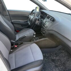 auto-Hyundai-i20-5d-GMT786-202606221519-13