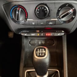 auto-Hyundai-i20-5d-TZG114-202606121543-10