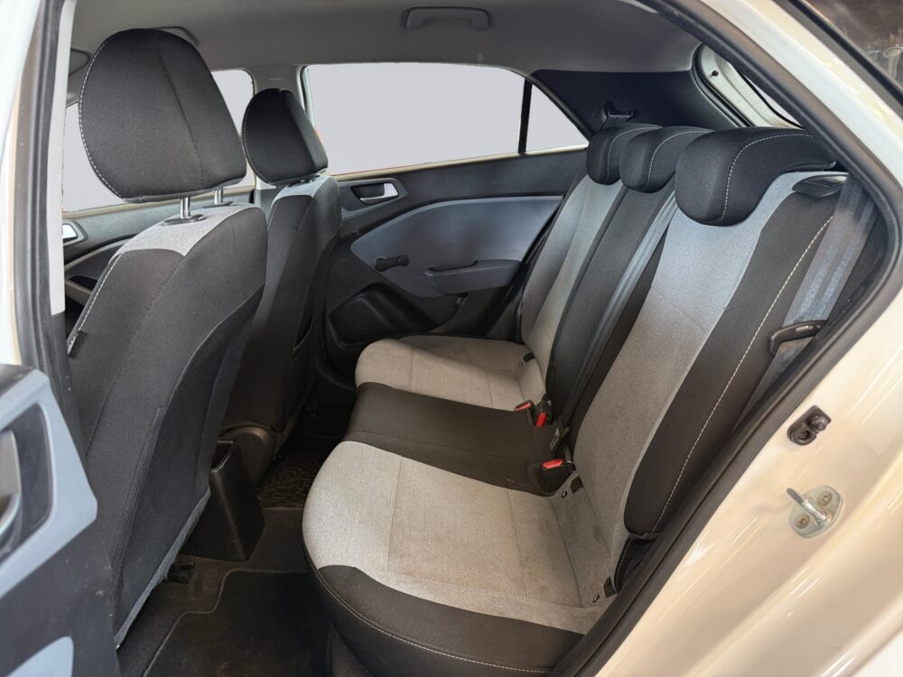 auto-Hyundai-i20-5d-TZG114-202606121543-12 auto-Hyundai-i20-5d-TZG114-202606121543-12