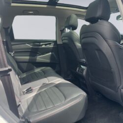 auto-Maxus-Euniq-6-JMO372-202606031702-12