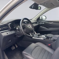 auto-Maxus-Euniq-6-JMO372-202606031702-8