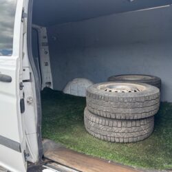 auto-Mercedes-Benz-Vito-YIB157-202606021345-13