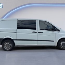 auto-Mercedes-Benz-Vito-YIB157-202606021345-5