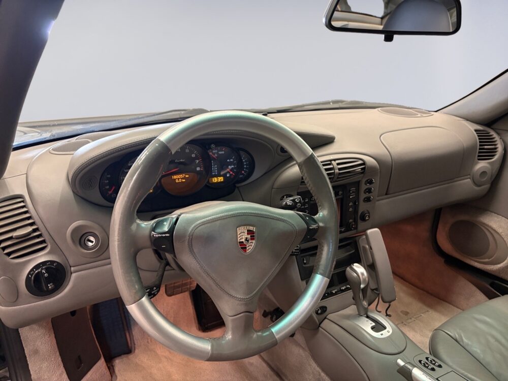auto-PORSCHE-911-MMM334-202606021403-9 auto-PORSCHE-911-MMM334-202606021403-9
