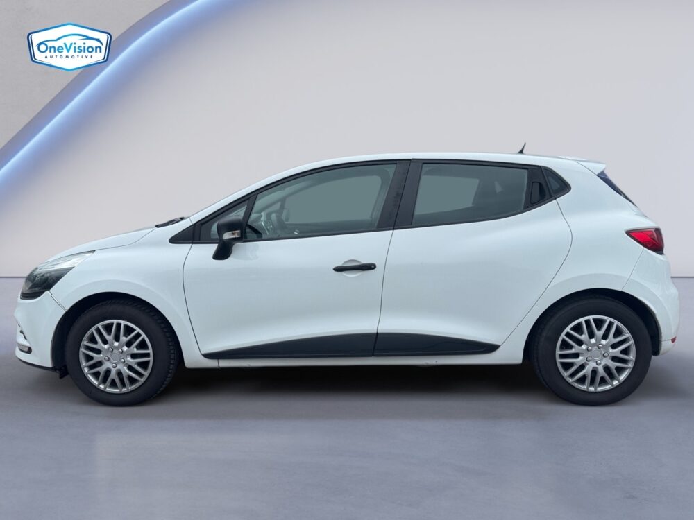 auto-Renault-Clio-VZE985-202606091339-1 auto-Renault-Clio-VZE985-202606091339-1
